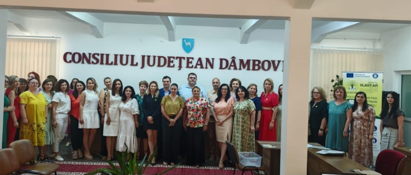 „Investim în primii pași – Construim viitorul”   VLAST-AR – Viziune Locală și Angajament pentru Școlarizarea Tuturor – Ajutor și Respect” Cod SMIS: 334301